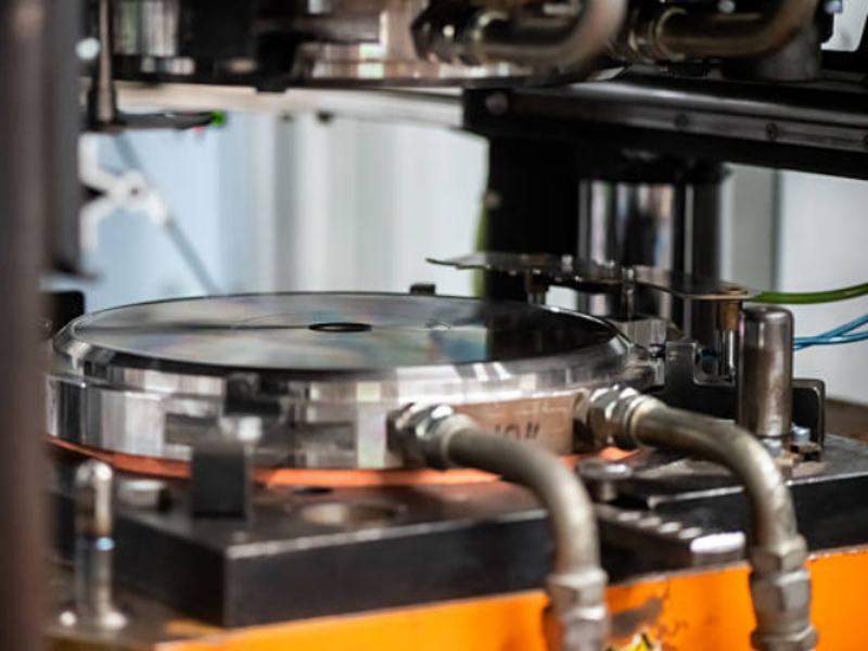 Advantages of Automated Assembly Lines for Miniature Bearings